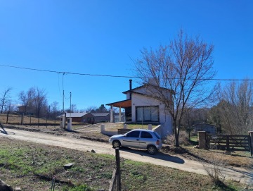 Terreno 270m2 con servicios en puerta