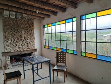 Casa en dos plantas. Solares de Los Reartes.