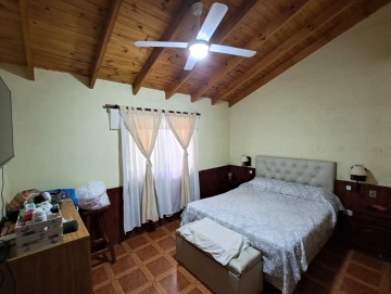 Casa con proyecto de cabañas en terreno de 2.037m2