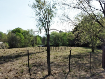 A 1 cuadra del río terreno 1.944m2
