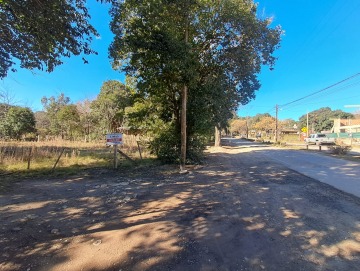 Terreno 608m2 sobre la Avenida principal