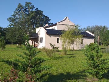 2 casas con excelente vistas en 3.23 hectáreas