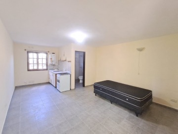 Complejo de 9 departamentos en pleno centro de Villa General Belgrano.