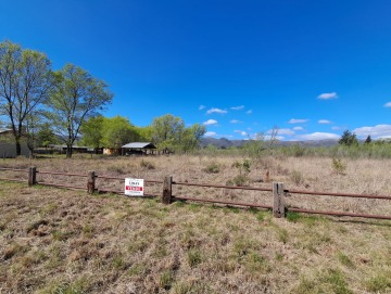 Terreno de 1.040m2 con hermosa vista a las sierras. Solar de Los Molinos.