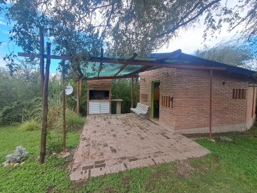 Complejo de dos cabañas en venta. Los Reartes.