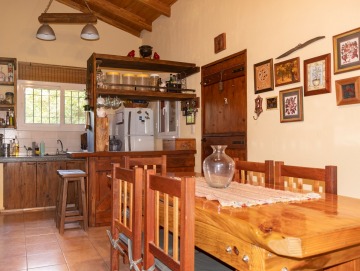 2 casas con excelente vistas en 3.23 hectáreas