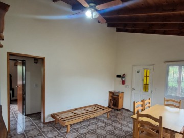 Casa  de dos dormitorios en alquiler permanente. Los Reartes.