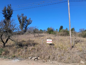 2 Terrenos de 900m2 c/u - excelente vista a las sierras