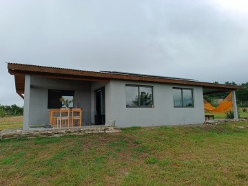 Casa en terreno de 11.200m2