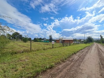 2 hermosos terrenos de 935M2, C/U. Los Reartes.