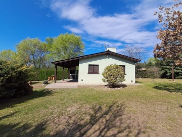 2 cabañas en venta, con pileta. Los Reartes.