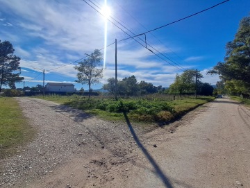 Los Reartes. 3 terrenos de 300m2 c/u