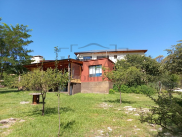 Chalet 180m2 con excelente vista a las sierras