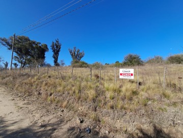 2 Terrenos de 900m2 c/u - excelente vista a las sierras