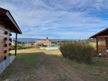 Complejo de casa principal + 2 cabañas