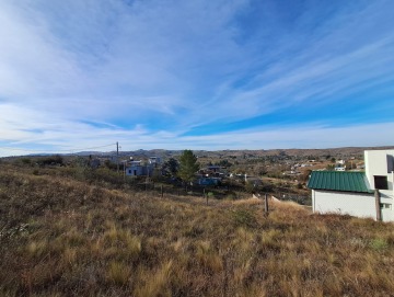 Terreno 1.638m2 con hermosa vista a las sierras