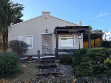 Casa de 3 Dormitorios con piscina