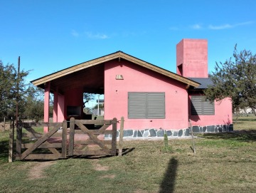 Casa 1 dormitorio con vista a las sierras