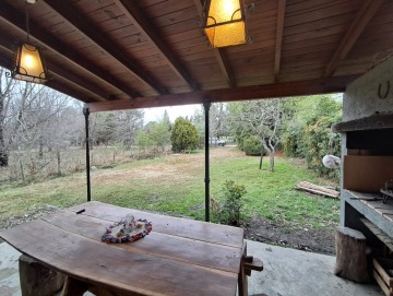 Alquiler permanente en Los Reartes! Casa de dos dormitorios.