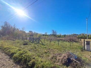 Terreno 718m2 muy buen entorno