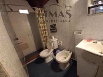 Cabaña + casa en 1.500m2 de terreno