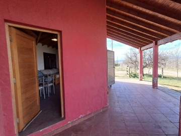 Casa 1 dormitorio con vista a las sierras