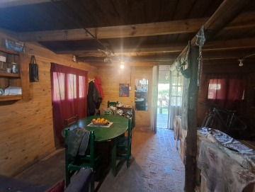 Cabaña de troncos a restaurar a 200 metros del río, Los Reartes.