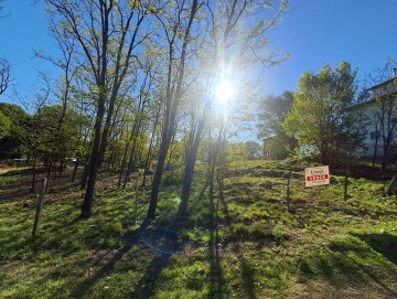 Terreno de 709m2. Los Reartes.