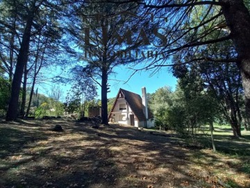 Cabaña + casa en 1.500m2 de terreno