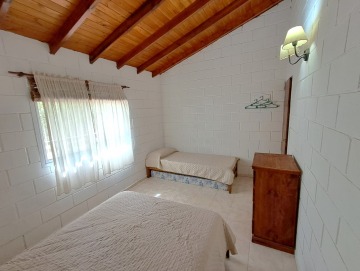 Casa a 1 cuadra del río en barrio Gutierrez