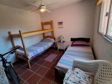 Casa a 2 cuadras del río en 500m2 de terreno