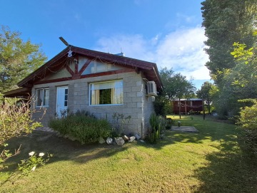 Casa con proyecto de cabañas en terreno de 2.037m2