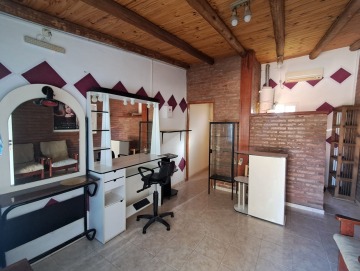 Local comercial en Los Reartes.